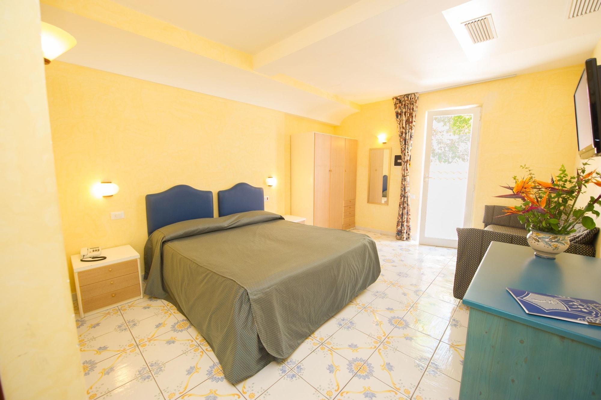 Hotel L'Approdo Casamicciola Terme Ngoại thất bức ảnh
