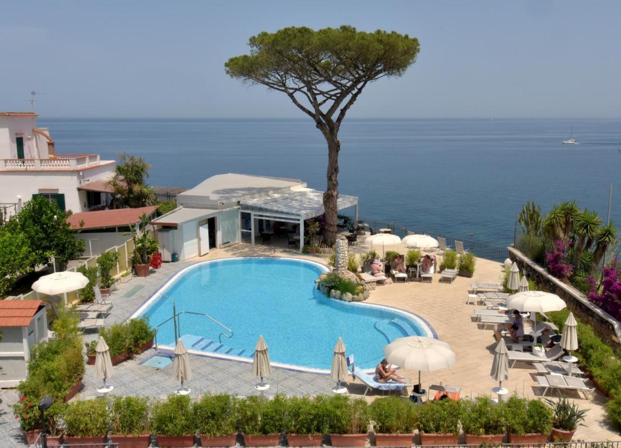Hotel L'Approdo Casamicciola Terme Ngoại thất bức ảnh